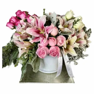 Combinación de rosas https://regalosenvictoria.com/